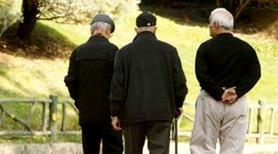 بازنشستگان تحت پوشش بیمه برای حل مشکلات به کجا مراجعه کنند؟ | بازنشستگان بخوانند