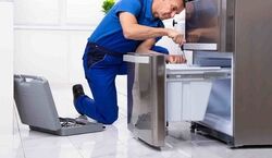 دلیل داغ شدن بدنه یخچال چیه | روش جلوگیری از داغ شدن بدنه یخچال + راه حل 