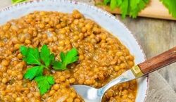 با این طرز تهیه یه عدسی لذیذ بپز که الان خیلی میچسبه + نکات پخت 