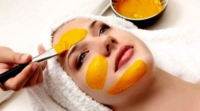 فواید معجزه آسای زردچوبه برای پوست | ماسک صورت خانگی + روش تهیه