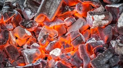 روشن کردن زغال بدون کثیف کاری و دردسر روی اجاق گاز + فیلم