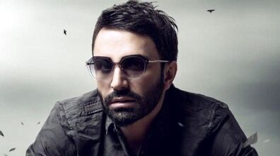 مزاحمت دختر جوان به علی لهراسبی | علی لهراسبی : سه سال تمام دنبالم بود! + فیلم