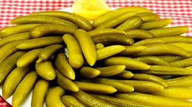 خیارشور ترد و خوشمزه خونگی میخوای؟ از این ترفند طلایی استفاده کن !