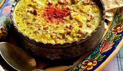 طرز تهیه اشکنه به؛ ساده و کم خرج و خوشمزه | برای تهیه این اشکنه نیازی به گوشت و مرغ ندارید
