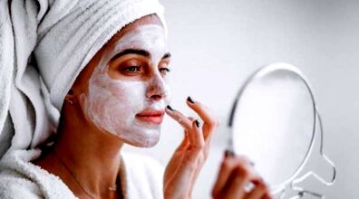 وکس صورت با آنچه در خانه دارید | روش رفع موهای زائد صورت در خانه