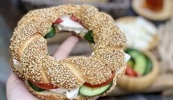 طرز تهیه نان سیمیت ترکیه ای، مخصوص صبحانه و میان وعده + نکات