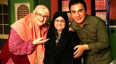 (ویدیو) شوخی های منشوری عمو پورنگ، نعیمه نظام دوست و ننه نقلی!