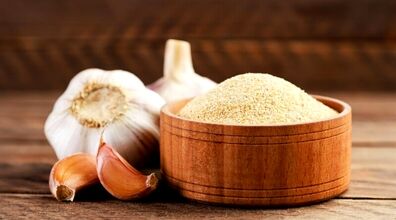 طرز تهیه پودر سیر خانگی به روش بازاری ها + فیلم 