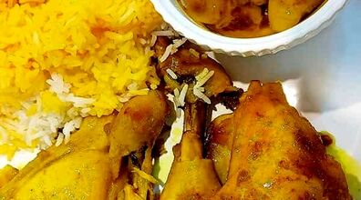 طرز تهیه چلو مرغ زعفرانی | آموزش تهیه چلو مرغ زعفرانی به روش رستورانی بدون رب گوجه فرنگی 