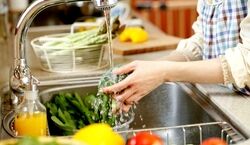 این مواد غذایی را قبل از پخت هرگز نشویید! | شستشوی مواد غذایی با این شرایط ممنوع!