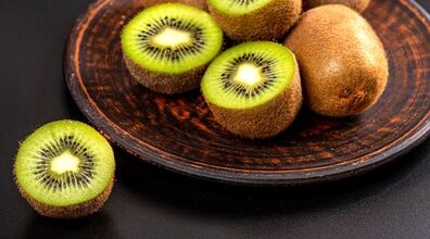 خواص حیرت‌ انگیز پوست کیوی | پوست کیوی برای چی خوبه؟