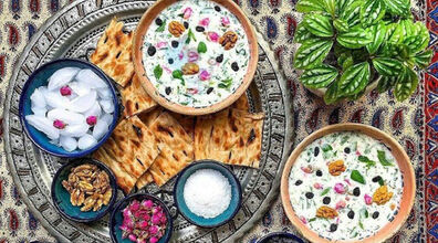 طرز تهیه آب دوغ خیار خنک و خوشمزه به شیوه مادربزرگ‌ ها + نکات مهم