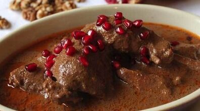 دیگه تو خورشت فسنجان گردو نریز!؟ | اینایی که من میگم جایگزین گردو و رب انار کن