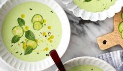 طرز تهیه سوپ خیار، غذایی سرد مخصوص روزهای گرم تابستان