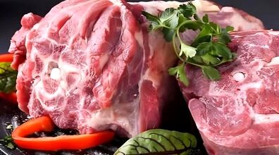 ته چین شهمیرزادی با گوشت بره، هر چی هوس کنی تو این ته چین پیدا میشه!