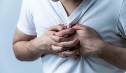 برای ترش کردن معده چی خوبه؟ | درمان خانگی ترش کردن معده با 6 روش ساده