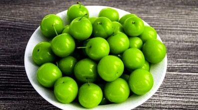 به این دلایل گوجه سبز نخورید! | گوجه سبز برای چه کسانی مضر است؟