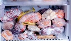 انواع گوشت چقدر در یخچال و فریزر سالم می مونه؟ + عکس