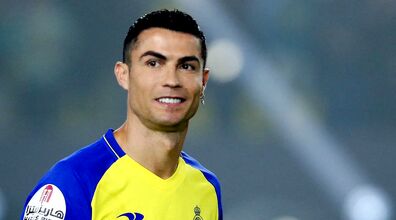 فرش اهدایی باشگاه پرسپولیس در خانه رونالدو پهن شد + فیلم