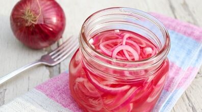 طرز تهیه ترشی پیاز قرمز حلقه ای + نکات