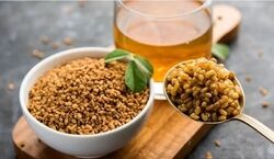   روش های استفاده از شنبلیله برای پرپشت شدن موها 
