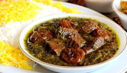خورش آلو اسفناج رو به سبک شمالی ها بپز | نکات پخت خورش آلو اسفناج 