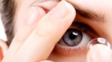 با این ترفند دیگه موقع لنز گذاشن استرس نداشته باش! + فیلم