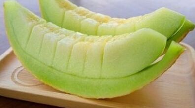  می دونستین خربزه سه هیچ از هر میوه ای برای آقایون جلوتره؟ 