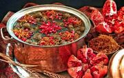 طرز تهیه آش انار به سبک شهرهای مختلف ایران برای شب یلدا 