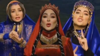 (ویدیو) اجرای متفاوت ترانه وطن، توسط جمعی از بازیگران زن با لباس سنتی