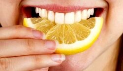 مضرات آبلیمو برای دندان ها | خوردن آبلیمو با دندان ها چه می کند؟