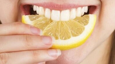 مضرات آبلیمو برای دندان ها | خوردن آبلیمو با دندان ها چه می کند؟