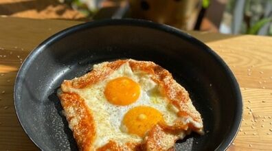 سیمیتم یومورتا، خوشمزه‌ترین صبحانه ترکی + طرز تهیه 