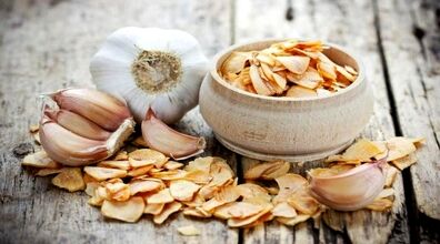 بهترین روش خشک کردن سیر تازه + ترفند ها