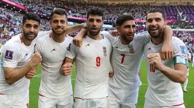 عکس هایی از ضجه های جنجالی بازیکنان تیم ملی ایران بعد باخت | دلداری آمریکایی ها!