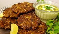 چپلی کباب افغانستانی خوشمزه و لذیذ با گوشت چرخ کرده + طرز تهیه