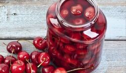 طرز تهیه کمپوت گیلاس خانگی | با رعایت این نکات کمپوت ماندگاری بیشتری داره 