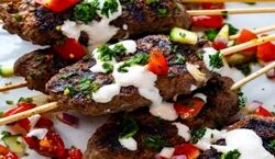 گشنیز کباب آذری، نیم ساعته رو سفره هاتونه! + طرز تهیه